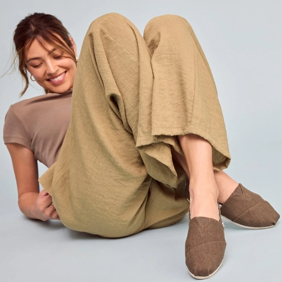 NWT TOMS Alpargata Heritage Canvas, Size 7.5, Color Canteen Green - Picture 6 of 13